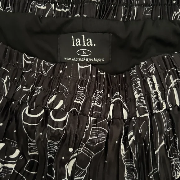 NWT/ lala Interstellar Astronauts Long Sleeve Plissé Top & High Waist Pants - Picture 12 of 13